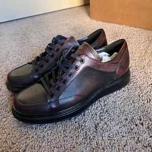 Karl Lagerfeld - Dress Tennis Shoe - Size 11.5